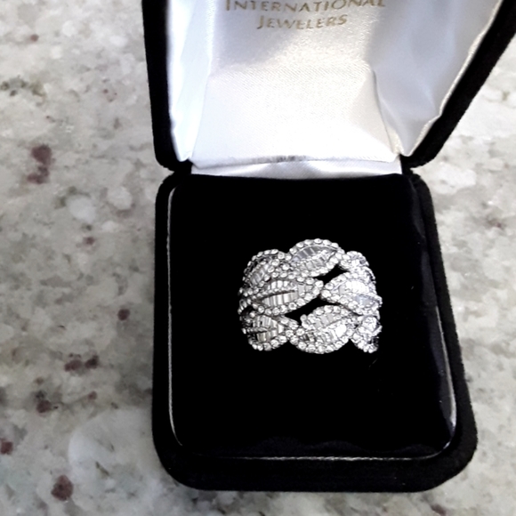 Designer Original Jewelry - Silver Leaf Cocktail Ring with Zircon Stones